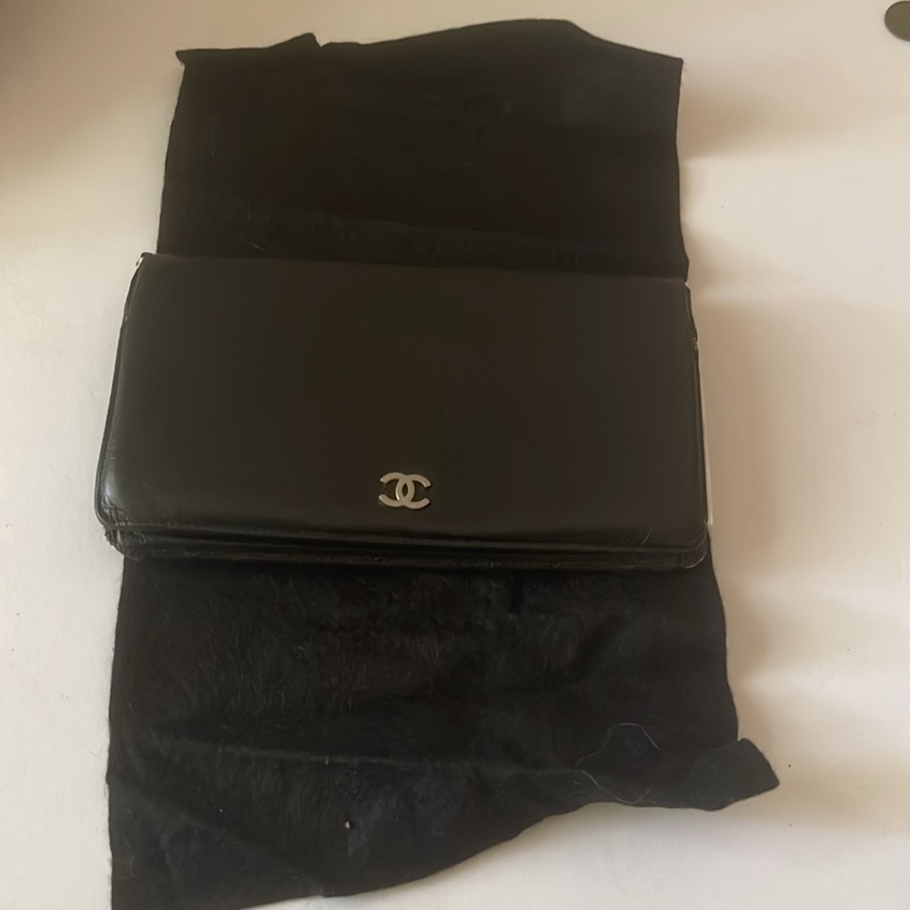 Authentic Chanel Wallet #5916398 - Picture 16 of 16